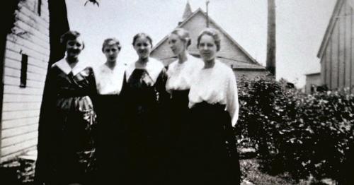 Brauer Sisters in Yard (Anna in middle)