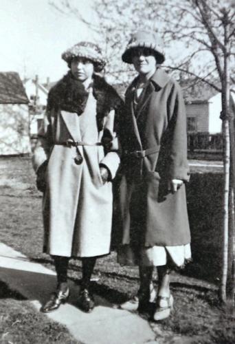 Sister and Anna Brauer